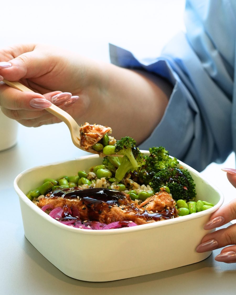 Teriyaki salmon bowl